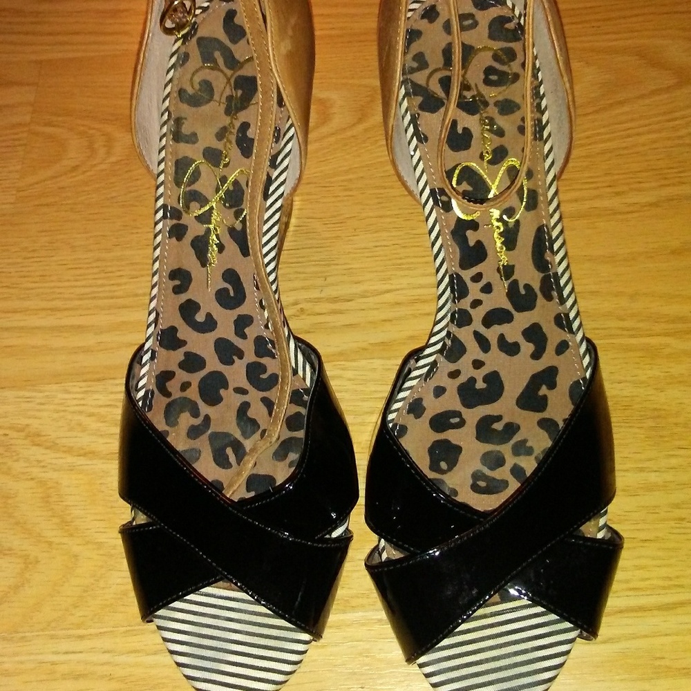 🆕WOT 👠Jessica Simpson black/brown/maroon wedges